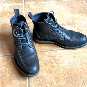 Men’s Hiking walking boots sz 9